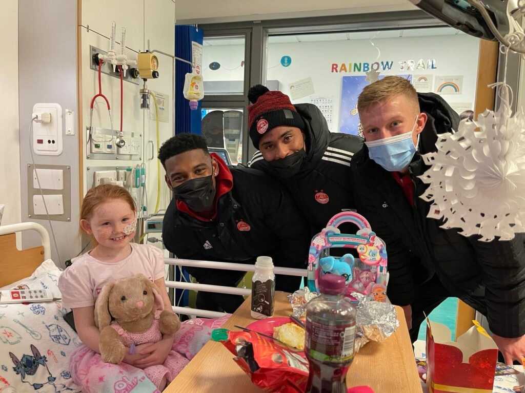 Players from Aberdeen Football Club visiting RACH